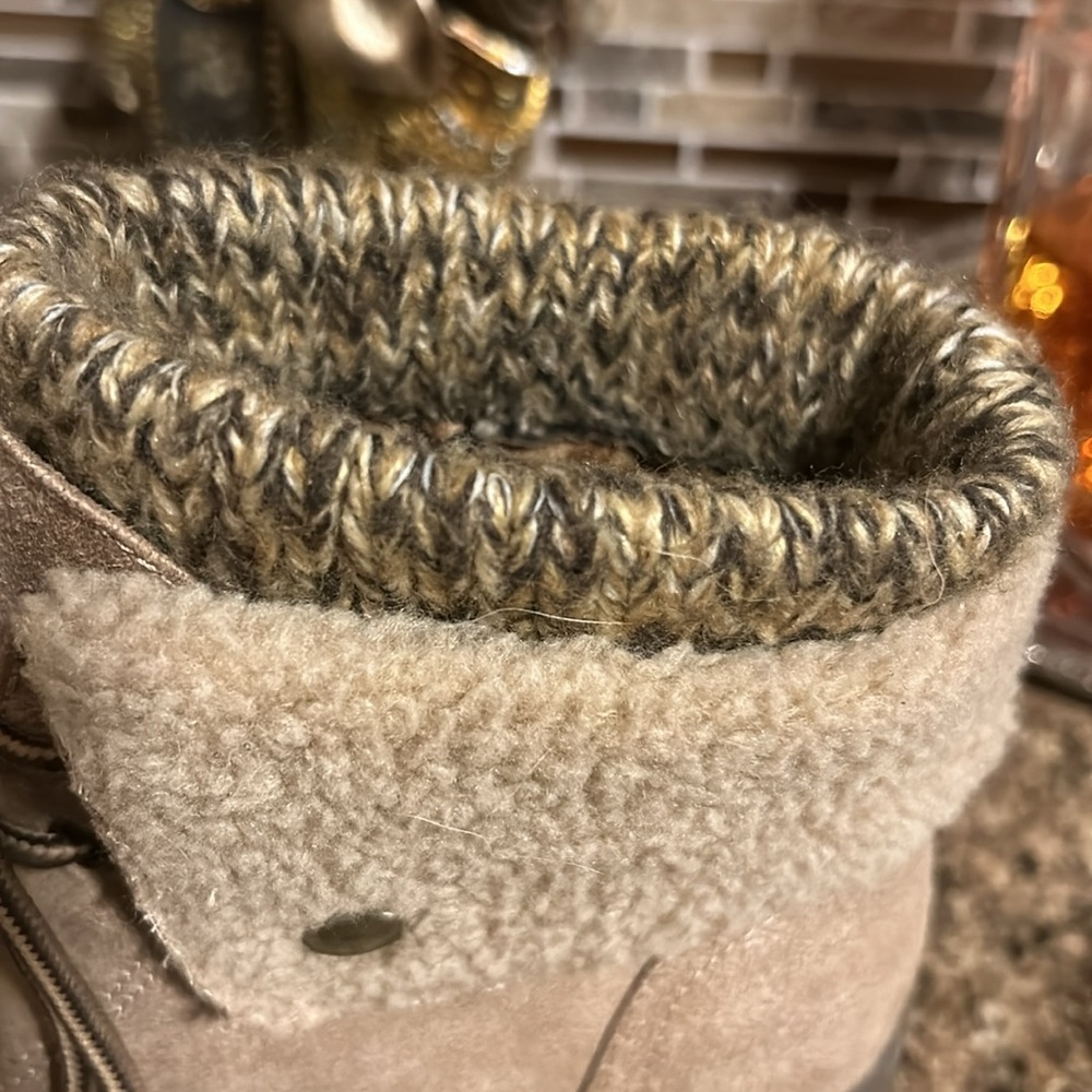 Booties - Picture 4 of 4